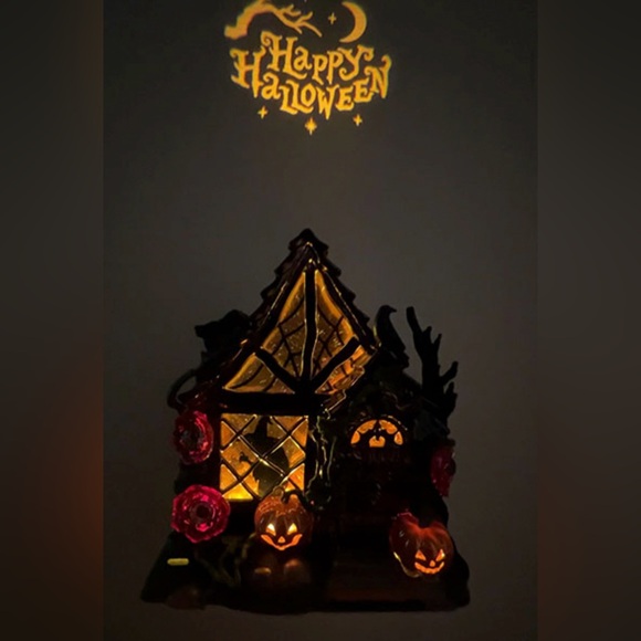 Bath & Body Works Other - Bath & Body Works Haunted House Halloween Wallflower Plug Discontinued New